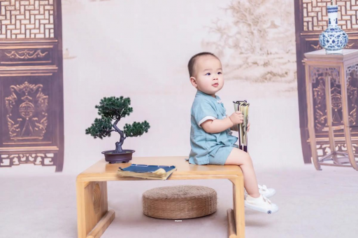 荆州宝宝老打喷嚏怎么回事